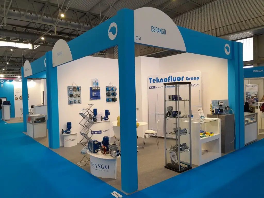 Participation in national and international trade fairs